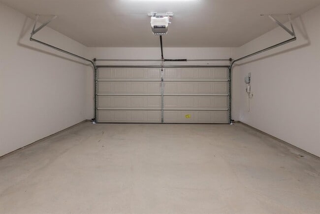 Building Photo - 5302 Mulberry Grove Ln