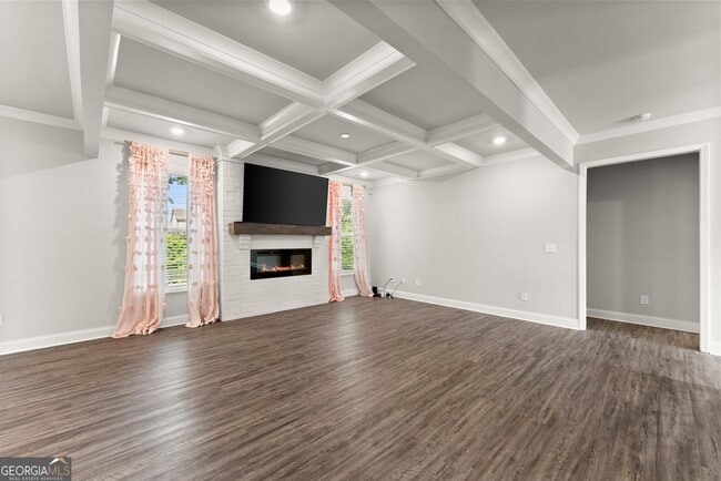 Building Photo - 4656 Silver Oak Dr SW