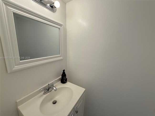 Building Photo - 2454 NW 52nd Ave