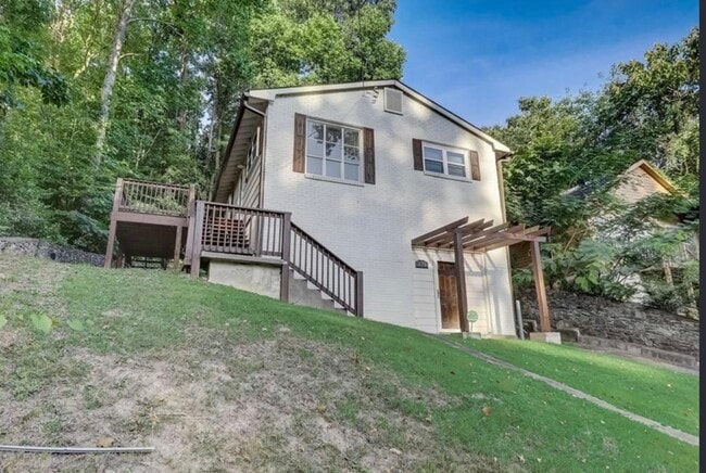 Building Photo - 271 Childs Dr NW