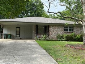 Building Photo - 6805 Sandpiper Dr