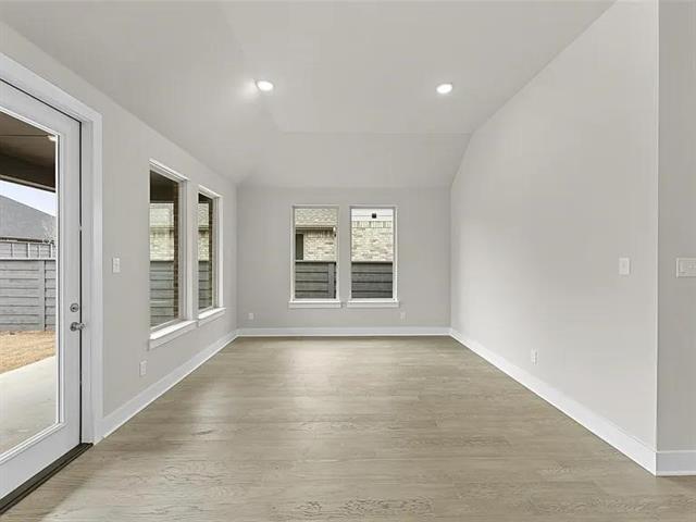 Building Photo - 7020 Ladybug Ln