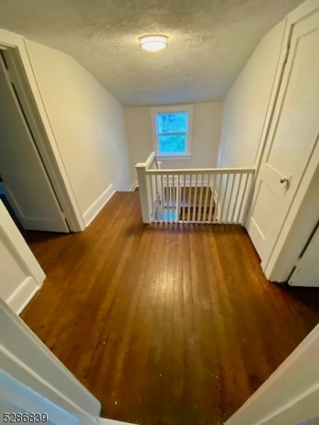 Building Photo - 136 S Centre St