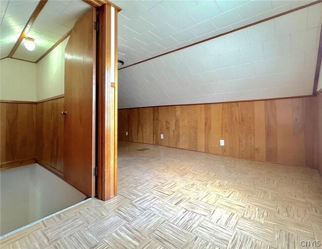 Building Photo - 50 New Hartford St