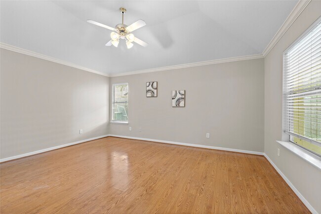 Building Photo - 8619 Bridge Park Dr