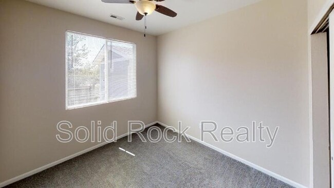 Building Photo - 823 Prairie Star Cir