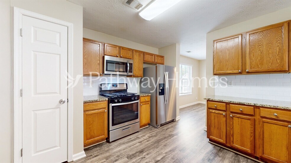 Building Photo - 808 Winsap Dr