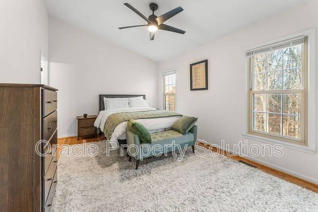 Building Photo - 5461 Grove Ridge Way