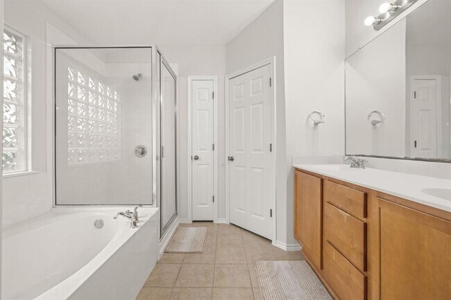 Building Photo - 11412 Lemuel Ln