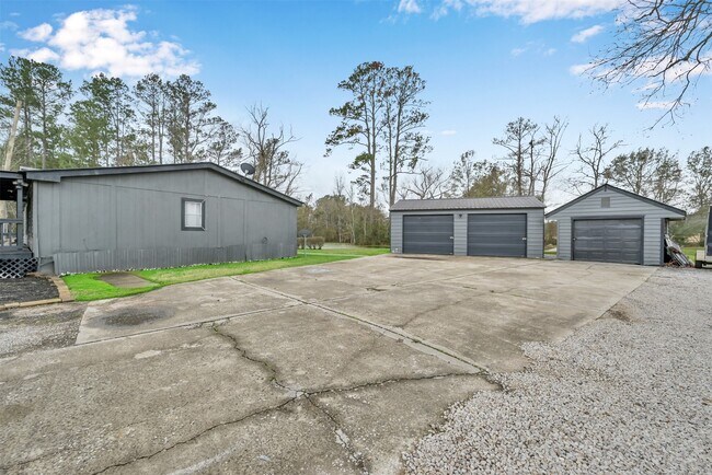 Building Photo - 22603 Tuwa Rd