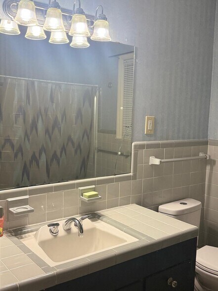 Building Photo - 5326 Main St