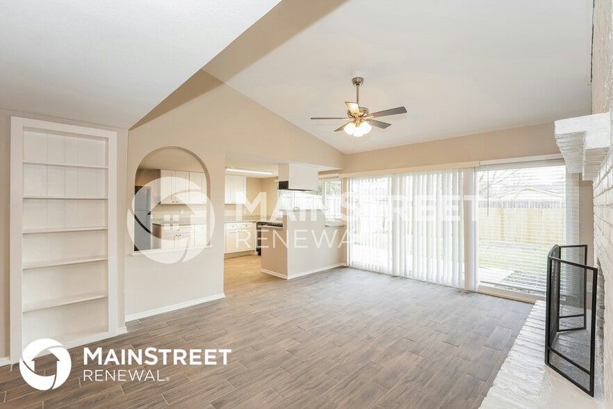 Building Photo - 5038 Overcrest Dr