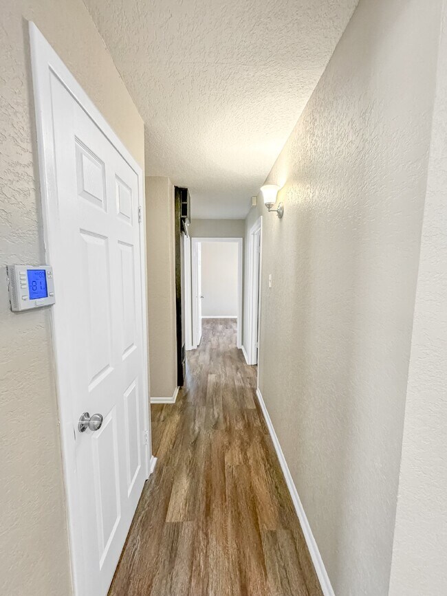Building Photo - Welcome to Your New Rental in West San Antonio