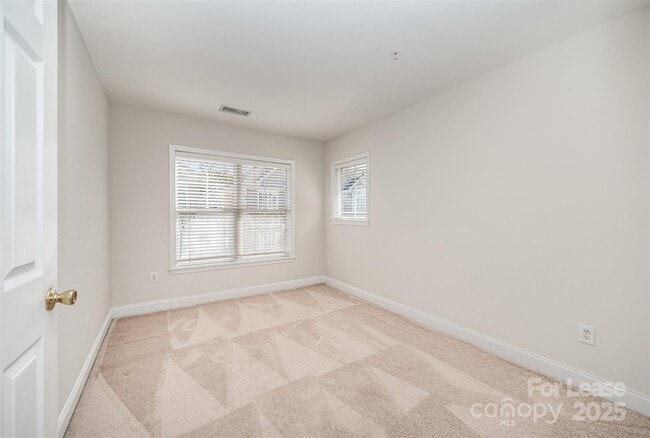 Building Photo - 847 Clarkson Mill Ct