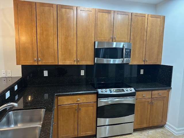 Building Photo - 10261 Olivewood Way