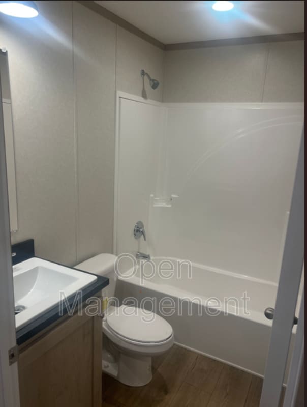 Building Photo - 825 1st Ave E