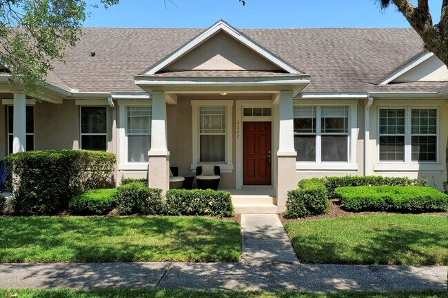 Primary Photo - Avalon Park Townhome