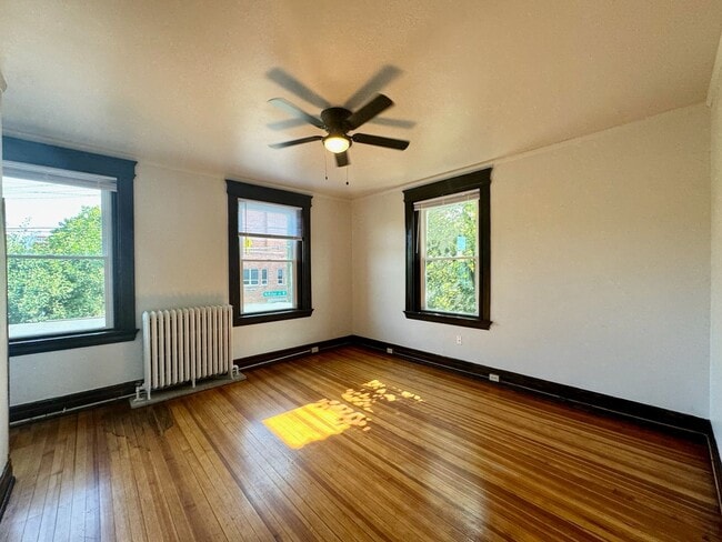 Building Photo - 301 W McMillan St