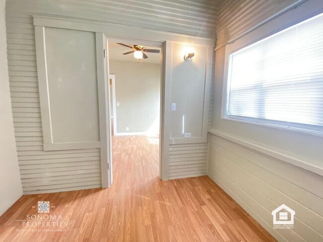 Building Photo - Charming 3bd/2ba Home on Sonoma Highway