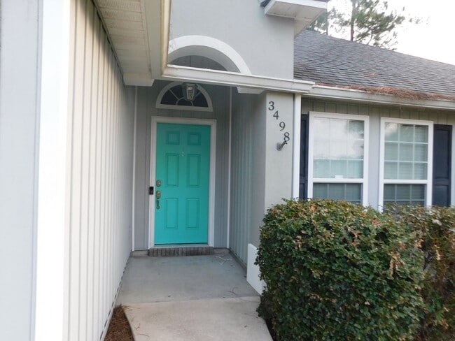 Building Photo - 3 bedroom in Crestwood S/D