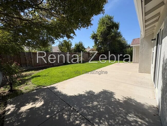 Building Photo - 786 Kinglet Ct