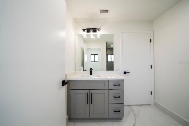 Building Photo - 3920 Wisteria Pl