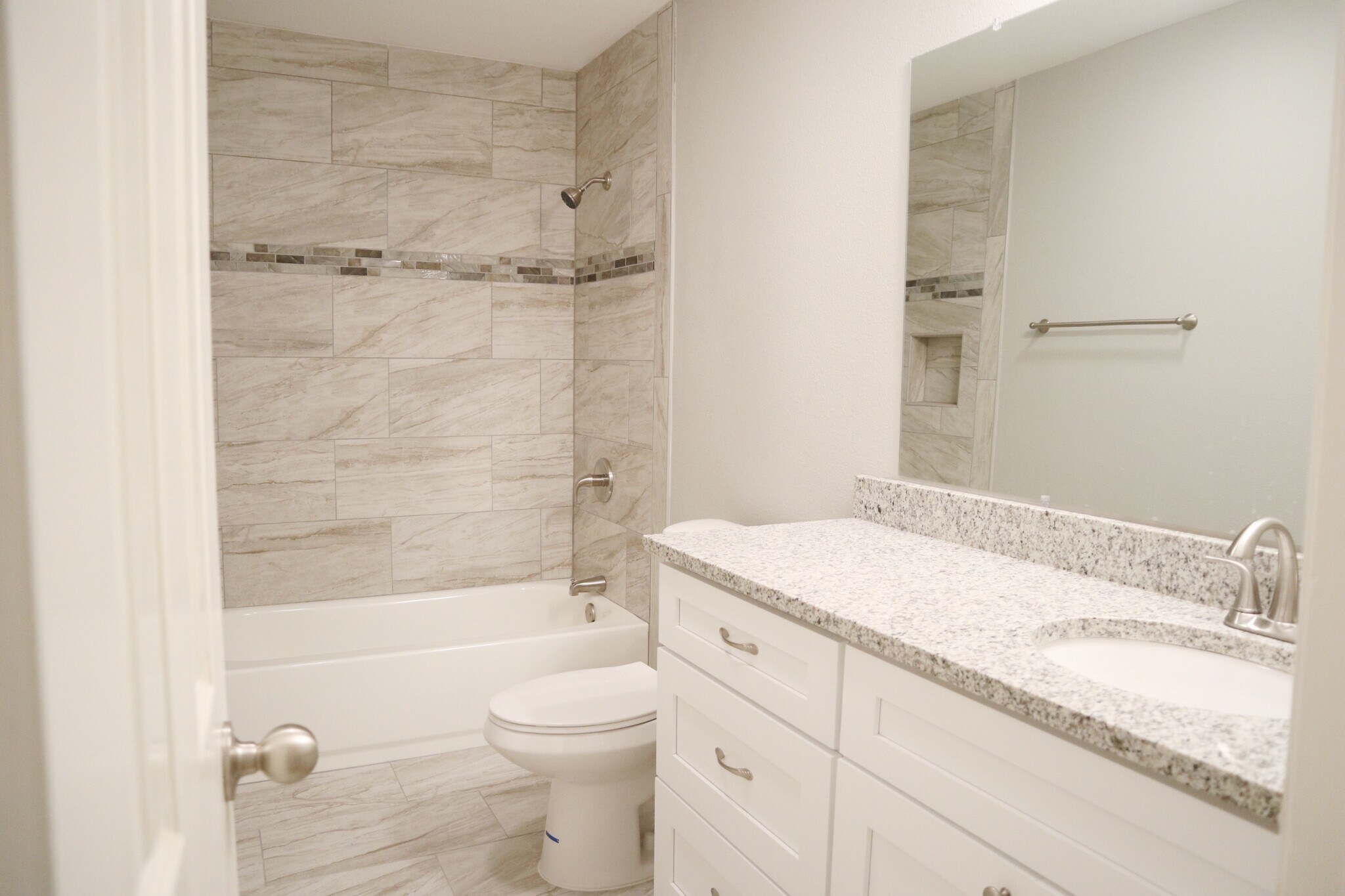 Building Photo - 5212 Fisher Dr