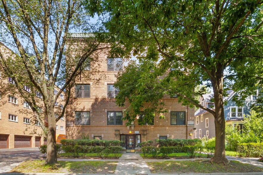 Building Photo - 721 Foster St