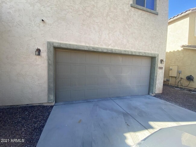 Building Photo - 7165 S 48th Glen