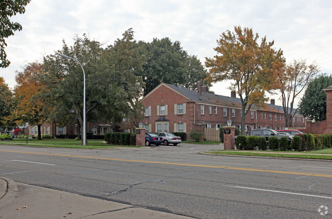 Primary Photo - Vernier Terrace Apartments