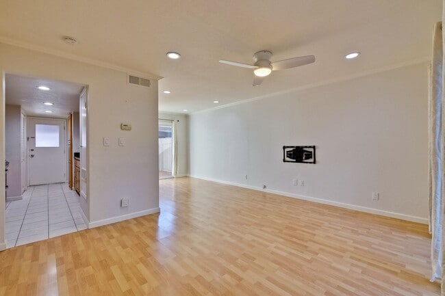 Building Photo - 2-Bed Cupertino Home with Private Yard, In-Unit Laundry, Pool and Clubhouse