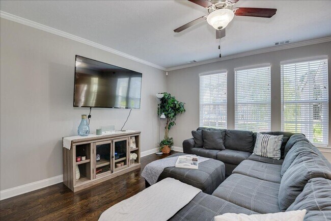 Building Photo - 847 Williford Run Dr