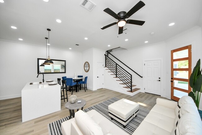 Building Photo - 9305 Jutland Rd