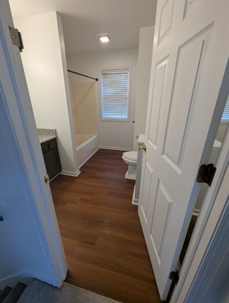 Building Photo - 6645 Queens Park Ave