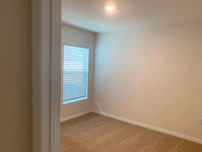 Building Photo - 12159 White Cypress Pl