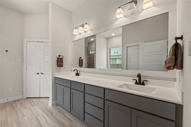 Building Photo - 29510 Enchanted Breeze Ln