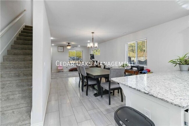 Building Photo - 645 Sugar Creek Rd