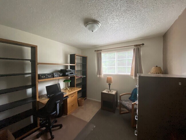 Building Photo - 4 Bed 2 Bath Home in Monroe