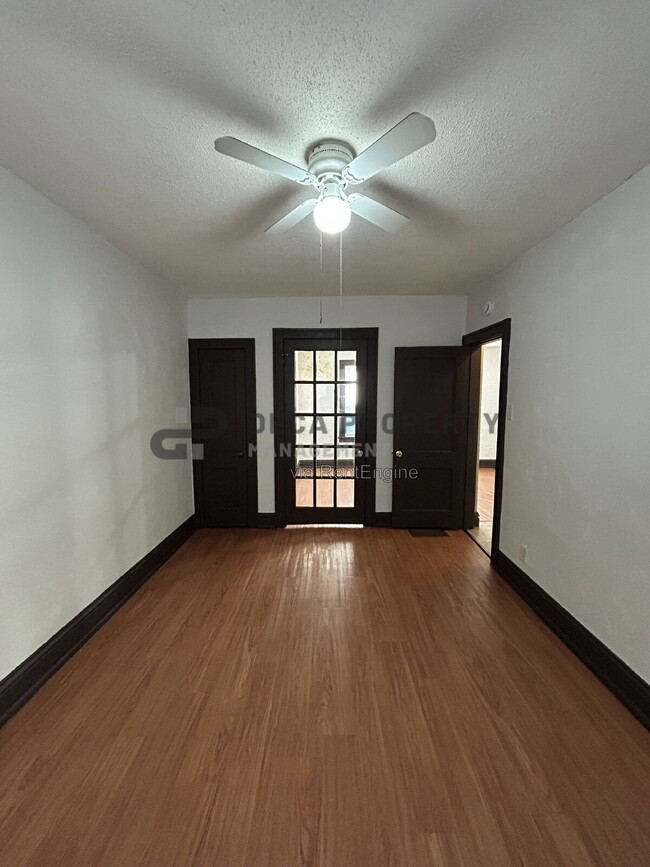 Building Photo - 4231 Ellenwood Ave
