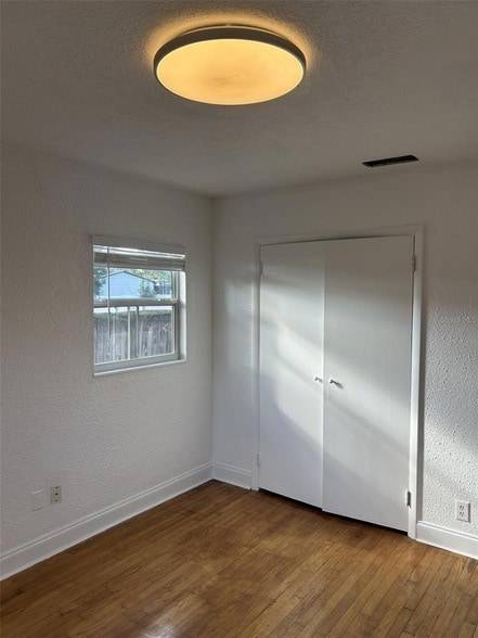 Building Photo - 5038 37th Ave N