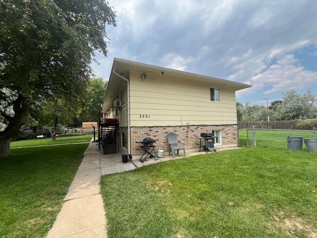 Building Photo - Great Condo in Laporte