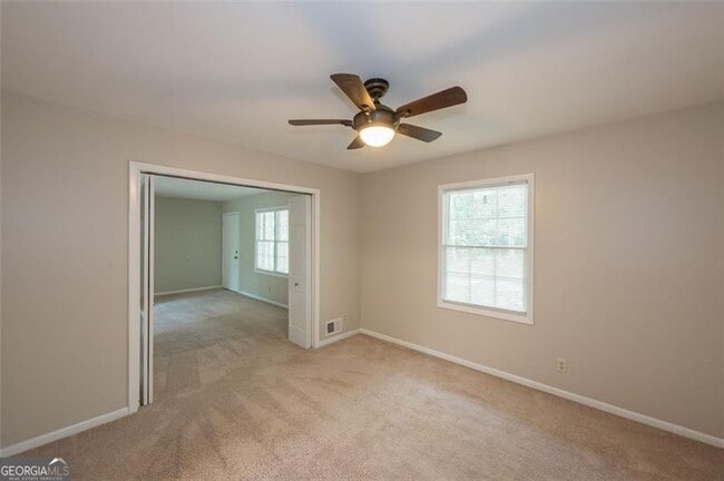 Building Photo - 4044 Forrestal Dr