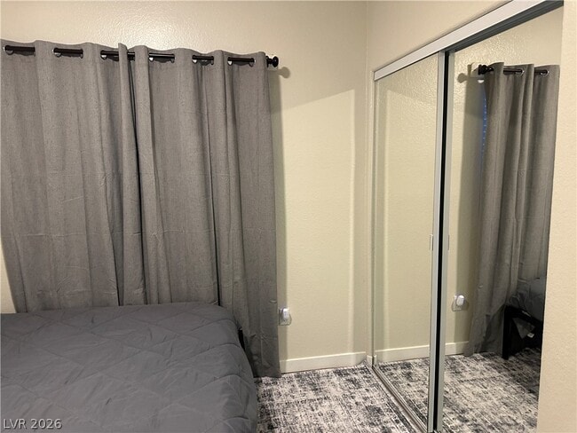 Building Photo - 4730 E Craig Rd