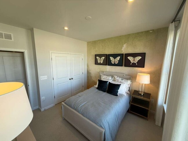 Building Photo - 9221 Magellan Pkwy