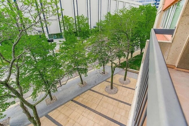 Building Photo - 2510 Grand Blvd