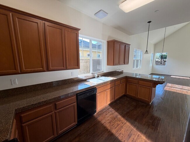 Building Photo - 1609 Barolo Pl