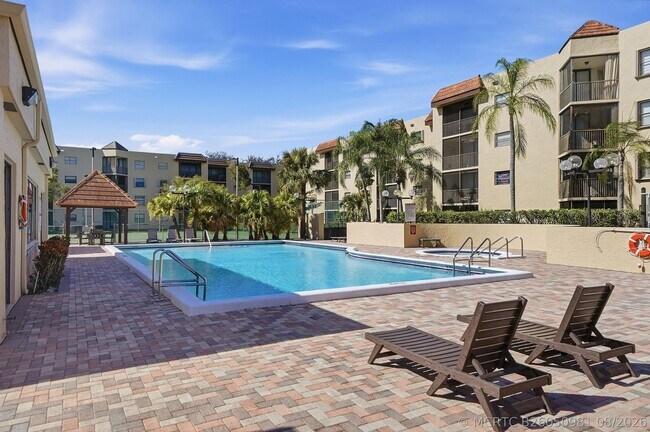 Building Photo - 10401 W Broward Blvd