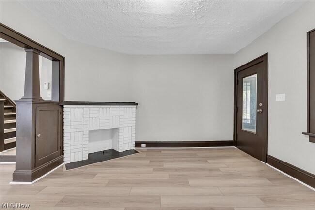 Building Photo - 1144 E 145th St
