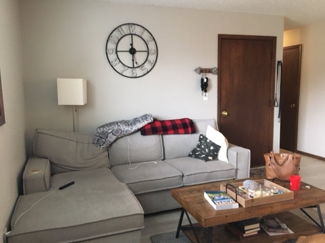 Building Photo - 1460 Eastview Dr