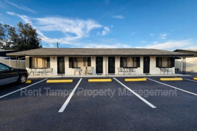 Building Photo - Villager Apartments